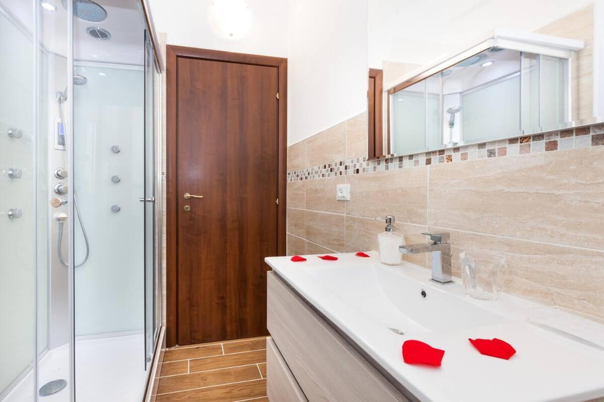 דירות ורונה Residenza Alexander Luxury 1 מראה חיצוני תמונה